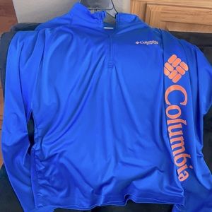 Long sleeve 1/4 zip moister wick shirt